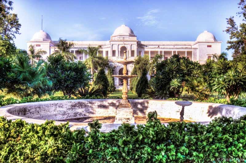 Saif Ali Khan Taimur Pataudi Palace সাইফ আলী খান তৈমুর পাতৌদি প্যালেস