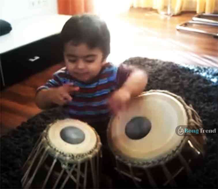 ভাইরাল ভিডিও Viral Video Little Boy Playing Tabla and singing