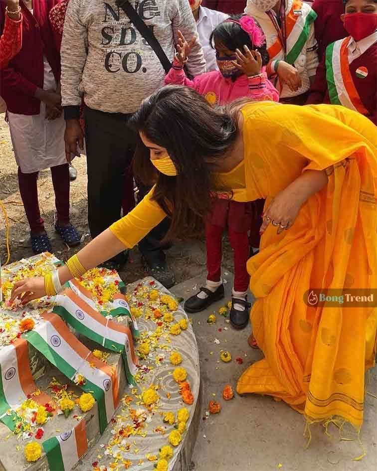 ঋতাভরী চারকাবর্তী প্রজাতন্ত্র দিবস পালন Ritabhari Chakraborty Republis Day