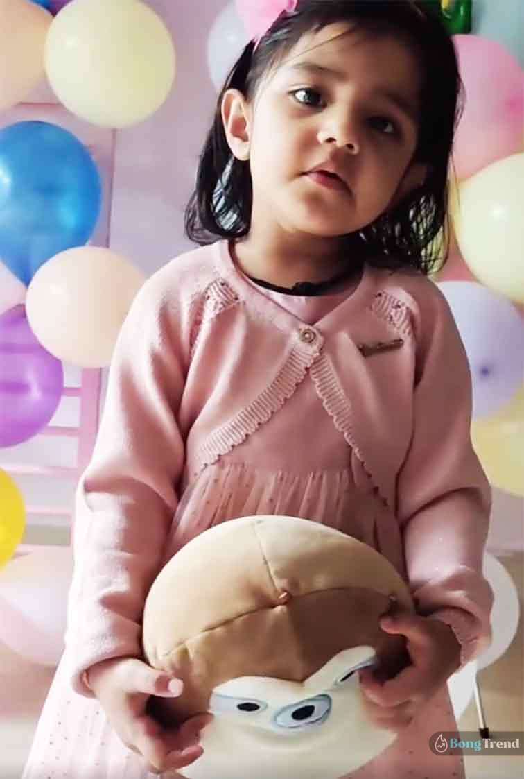 ভাইরাল ভিডিও Viral Video Little Girl Tribute to sushant