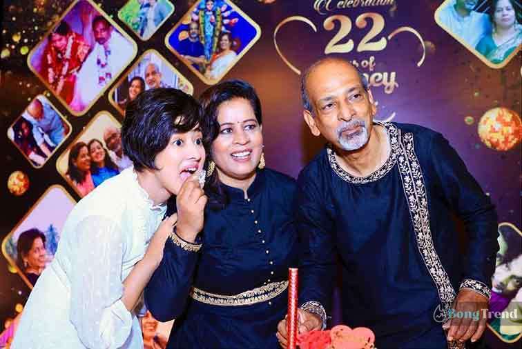 দিতিপ্রিয়া রায় Ditipriya Roy Parent's wedding anniversary