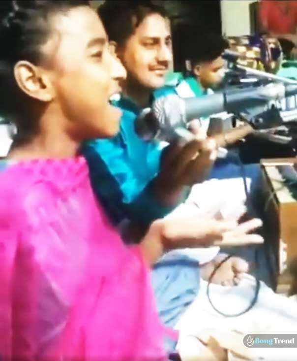 Viral Video of Girl Singing
