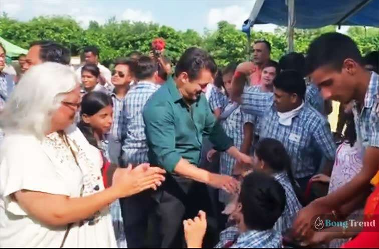 Salman Khan Dancing with Specially Abled children