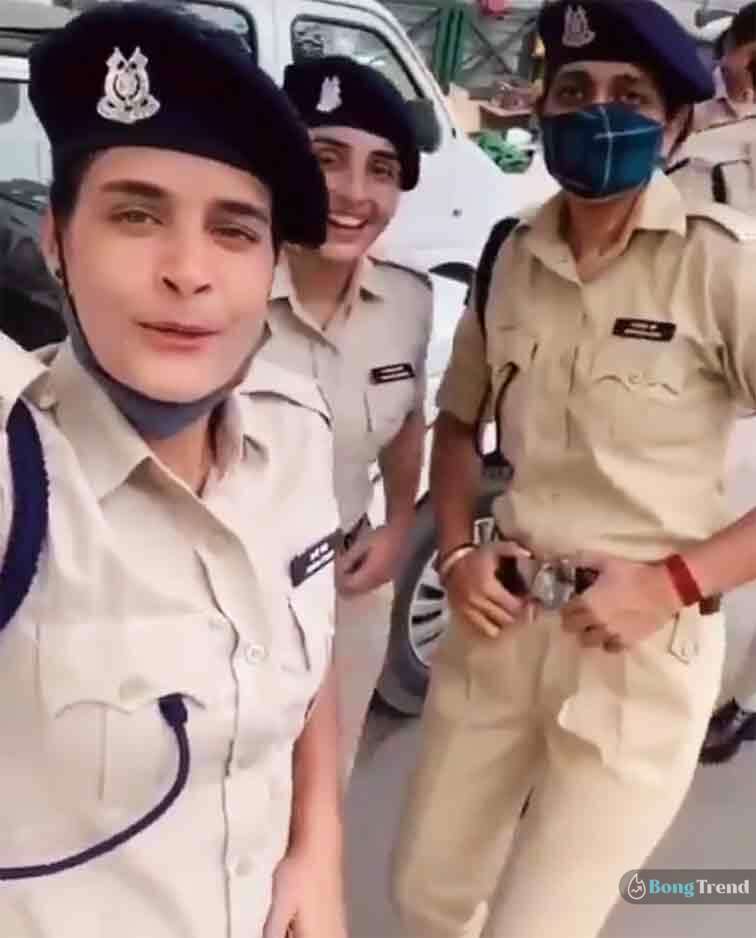 Sayoni Ghosh shares dabang dance video of lady police oficers,সায়নী ঘোষ,দাবাং,দাবাং ডান্স,মহিলা পুলিশ,Lady Police,Lady Police Dance,Dabang Dance,Dabanga,Saayoni Ghosh