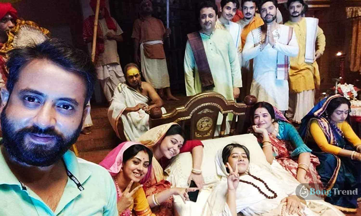 Rani Rashmoni,Ditipriya Roy,Rani Rashmoni Team,Bengali Serial,Zee Bangla,রানী রাসমণি,জি বাংলা,team rani rashmoni selfi with ditipriya roy