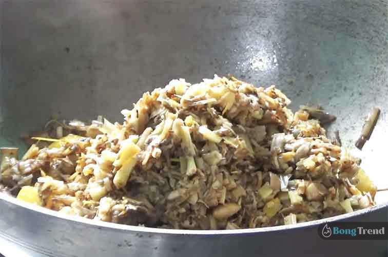 Mochar ghonto recipe with matar dal,Mochar Ghonto,Recipe,মোচার ঘন্ট,মোচা,বাঙালি রান্না,Bengali Food