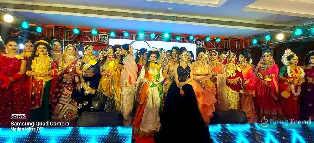 Madan Mitra,মদন মিত্র,Fashion Show,ফ্যাশন শো,Beautiful Model,সুন্দরী মডেল,Ramp Walk,ব়্যাম্পে হাঁটা