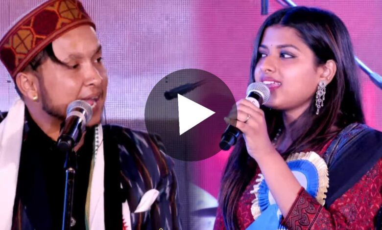 Pawandeep Rajan Arunita Kanjilal Live performance in Ghatal Mela Video