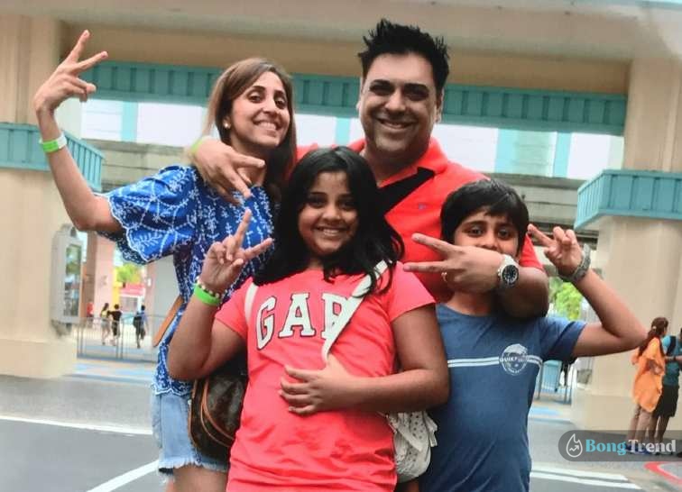 Ram Kapoor with his family