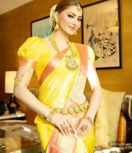 Urvashi Rautela in yellow saree 