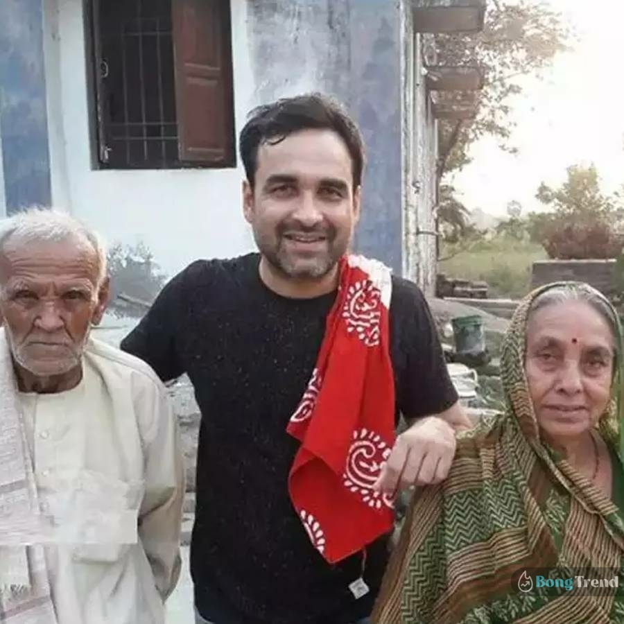 Pankaj Tripathi in his village 