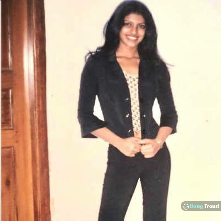 Priyanka Chopra old picture
