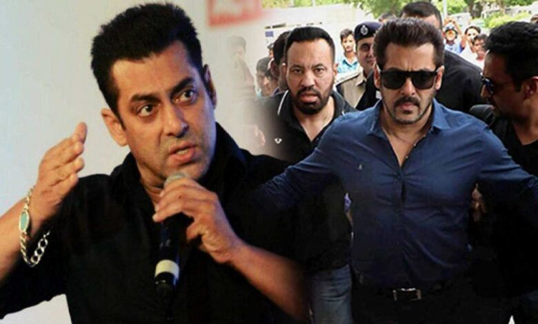 Salman Khan Slapped bodyguard for misbehaving with fans
