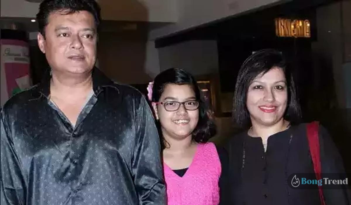 Saswata Chatterjee with his daughter