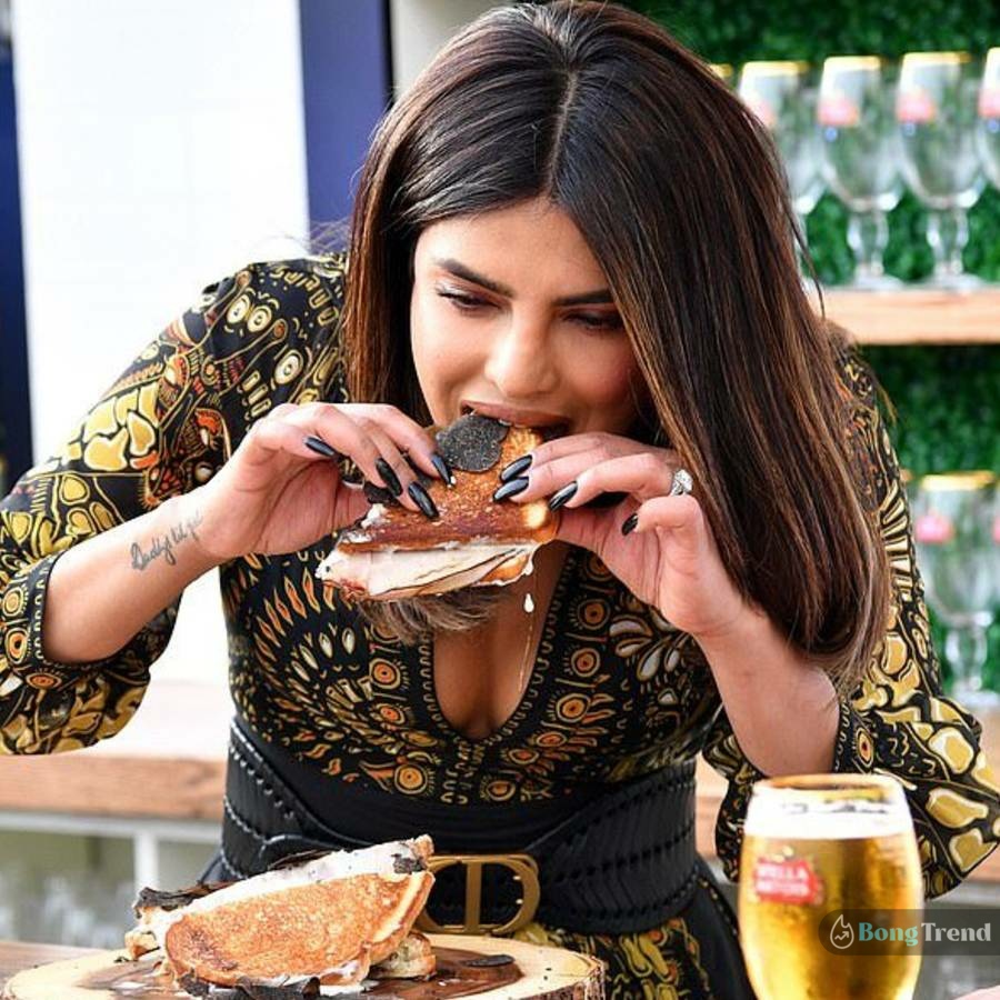 Priyanka Chopra eating 