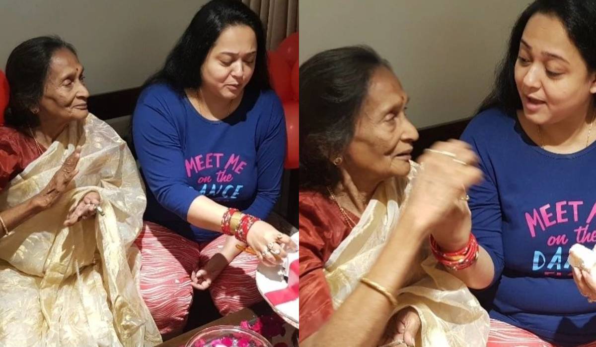 Aparajita Adhya, Aparajita Adhya mother, Aparajita Adhya with her mother, Aparajita Adhya mother passed away