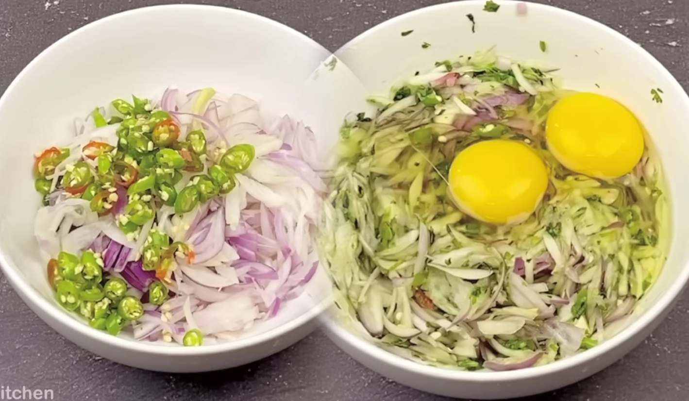 Mini Mughlai,Mini Mughlai Recipe,Mini Mughlai Paratha,মিনি মোগলাই,মিনি মোগলাই পরোটা,মিনি মোগলাই রেসিপি
