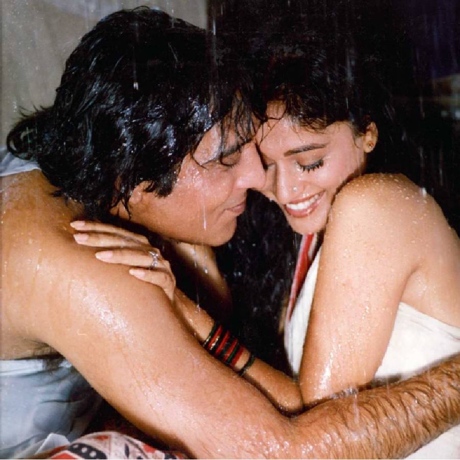 Dayavan movie, Vinod Khanna and Madhuri Dixit