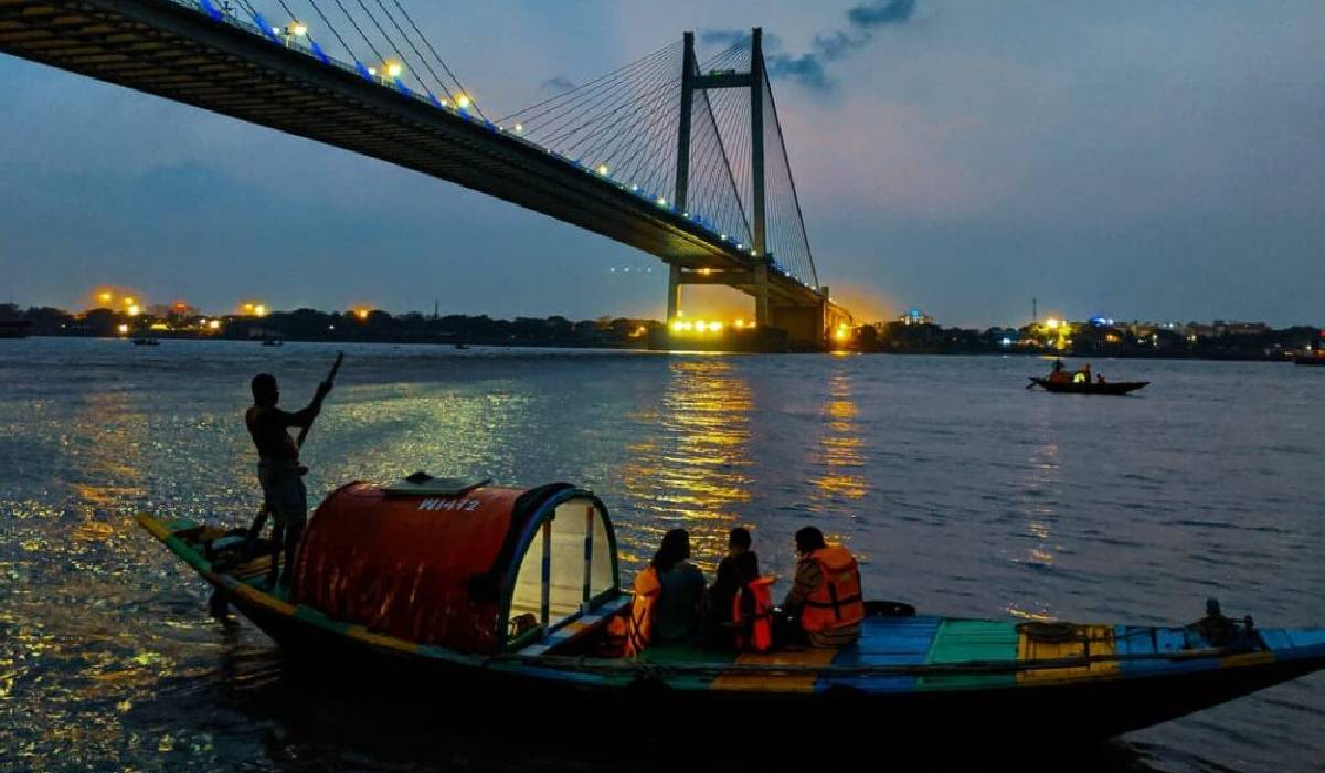 Prinsep Ghat, Famous tourist spot in Kolkata