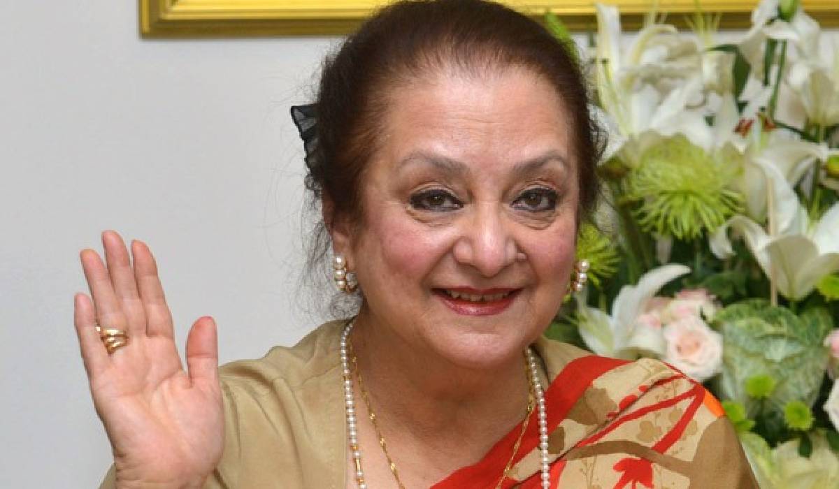 Saira Banu, Bollywood actresses who got married at young age