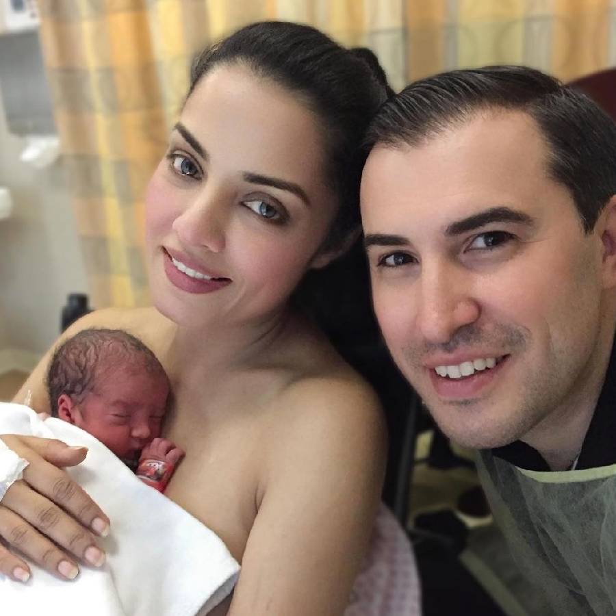 Celina Jaitly, Celina Jaitly on her new born baby death