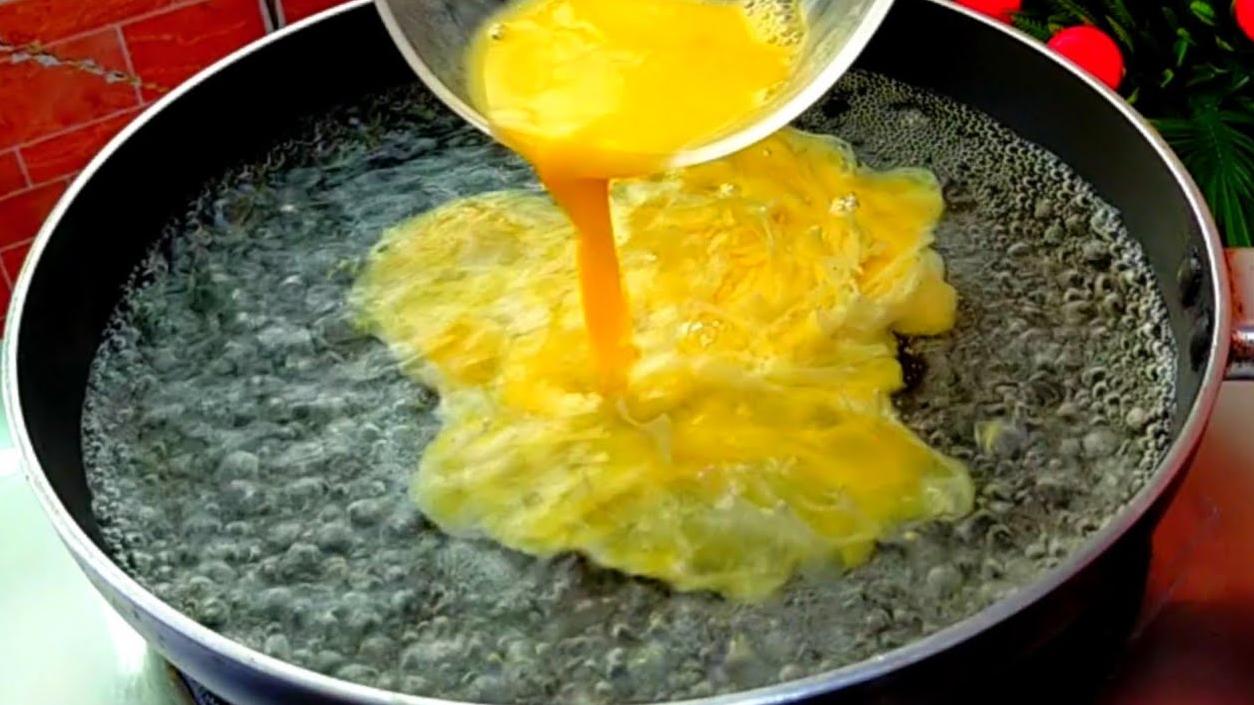 Egg on Boiling Water Egg Potato Curry Recipe