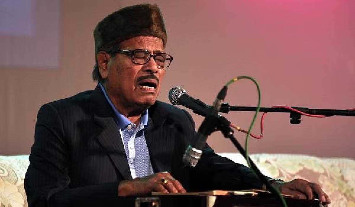 Manna Dey, Manna Dey Kashmiri cap, Manna Dey cap