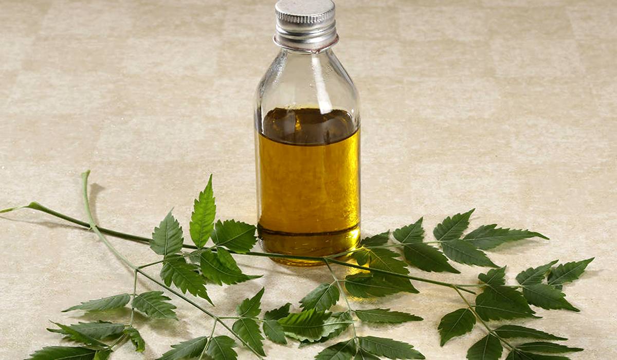 Skin care tips, Neem oil to get healthy and glowing skin 