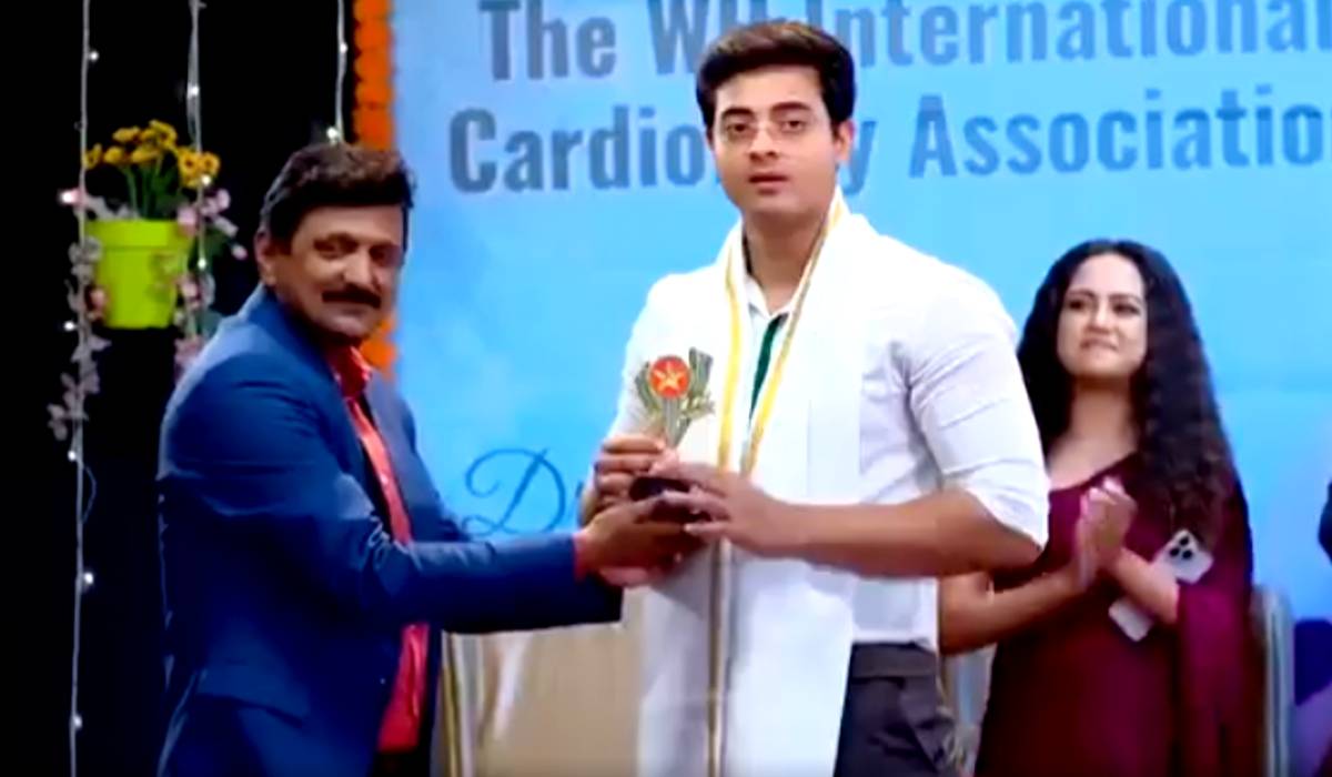 Anurager Chhowa, Anurager Chhowa Surjya best doctor award