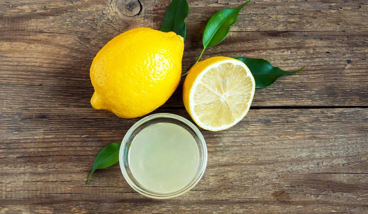 Lemon juice, How to reduce acne problem