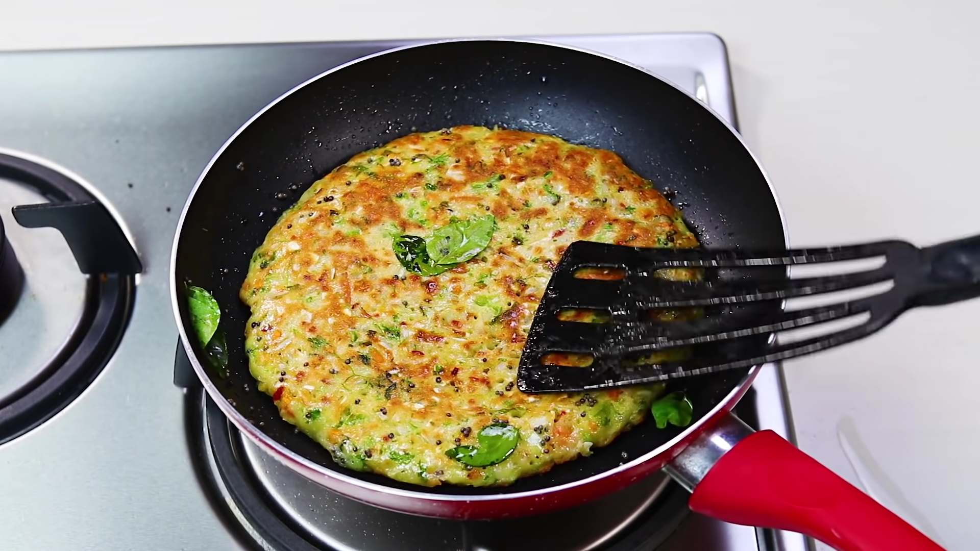 Less Oil Healthy Tasty Breakfast with Sooji and Sabji Recipe 