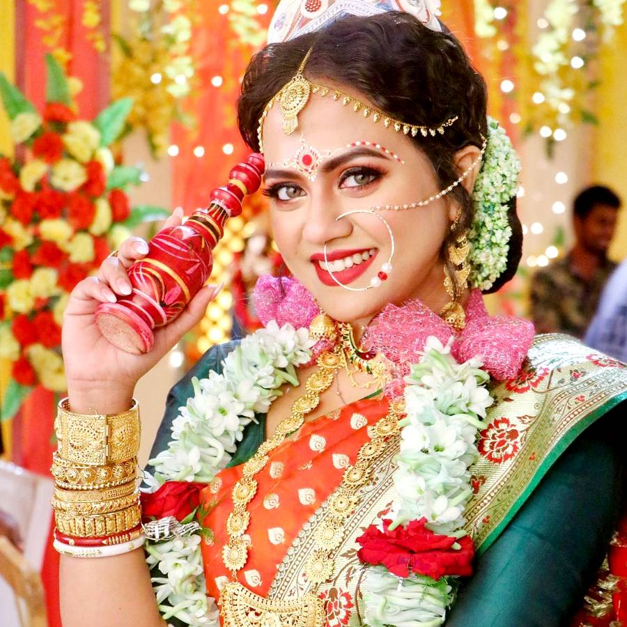 Ahona Dutta, Ahona Dutta as bride, Anurager Chhowa Mishka