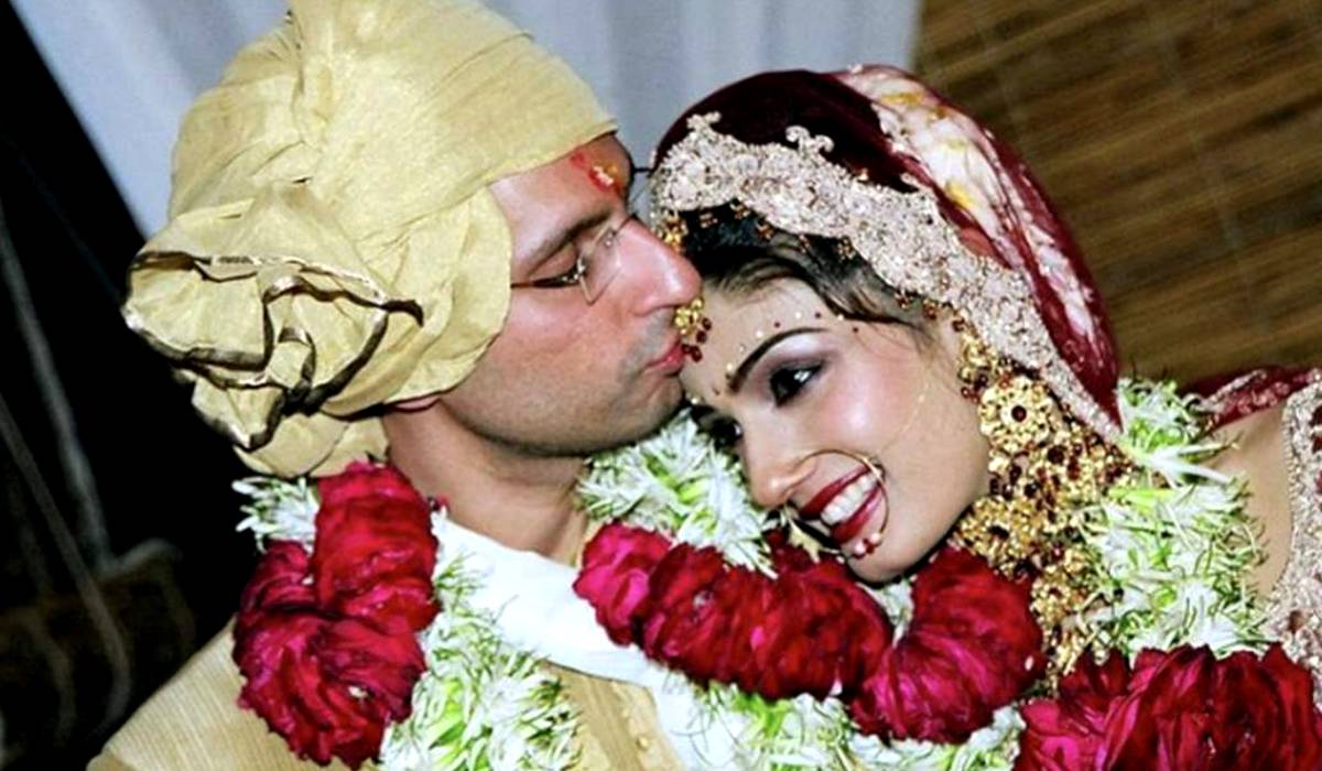 Raveena Tandon and Anil Thadani, Bollywood actresses who married their best friend's husband