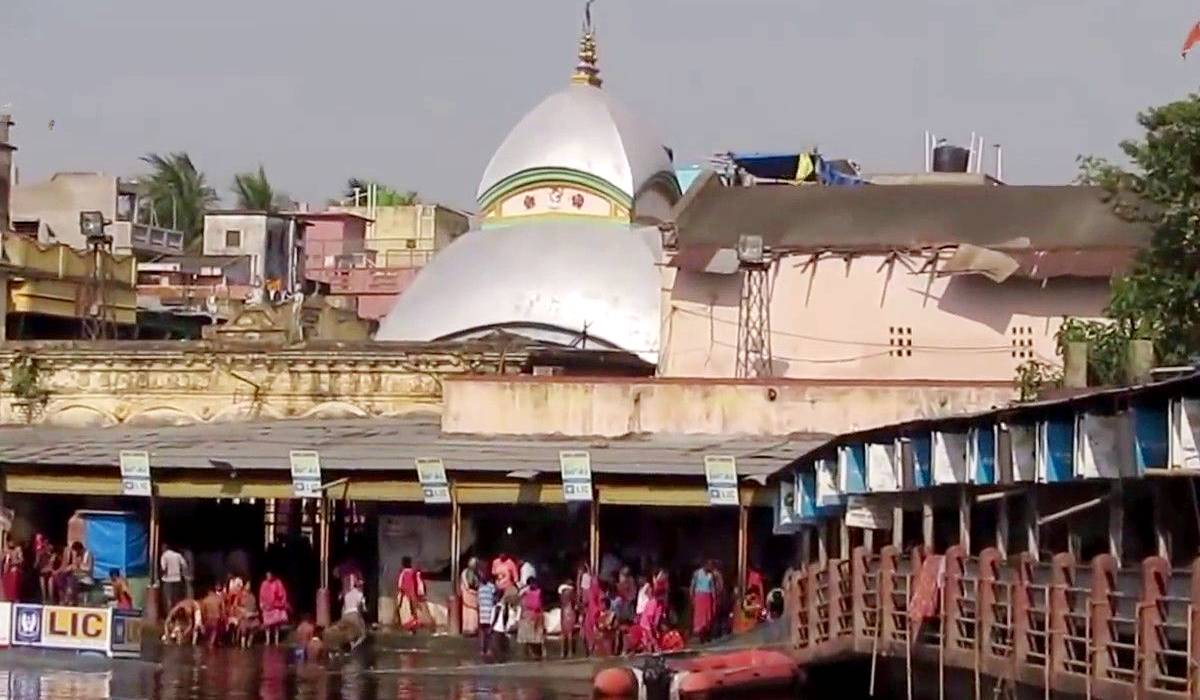 Tarakeshwar Temple, Travel destination in Hooghly