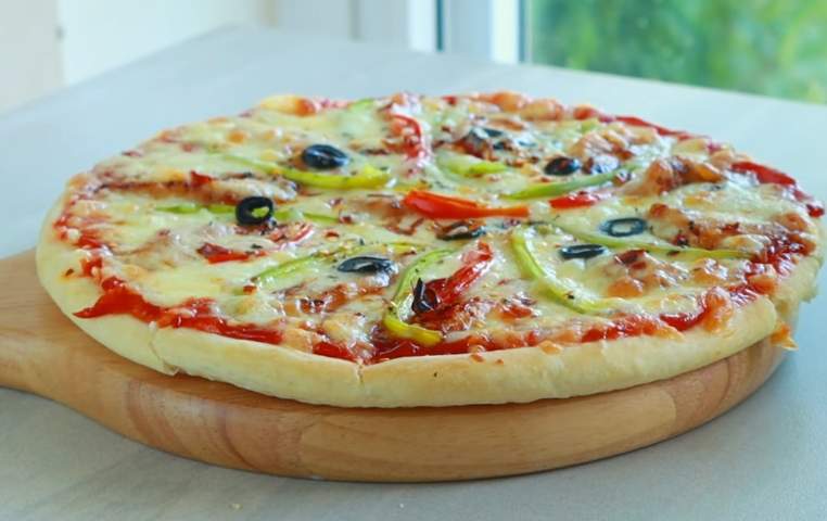 Home made Chicken Pizza Recipe