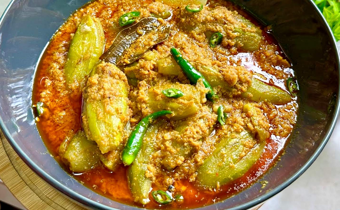 Potol Chingri Malaikari Recipe