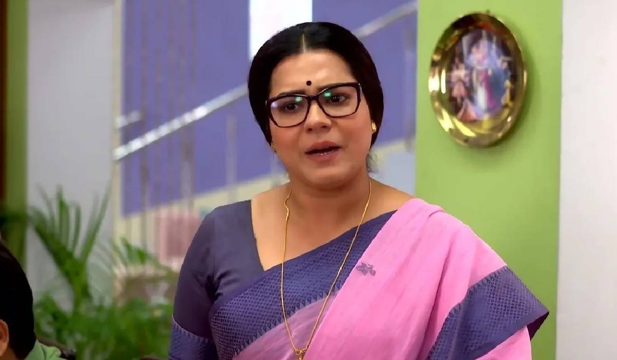 Ankita Majhi as Aruna Roy Chowdhury in Phulki serial