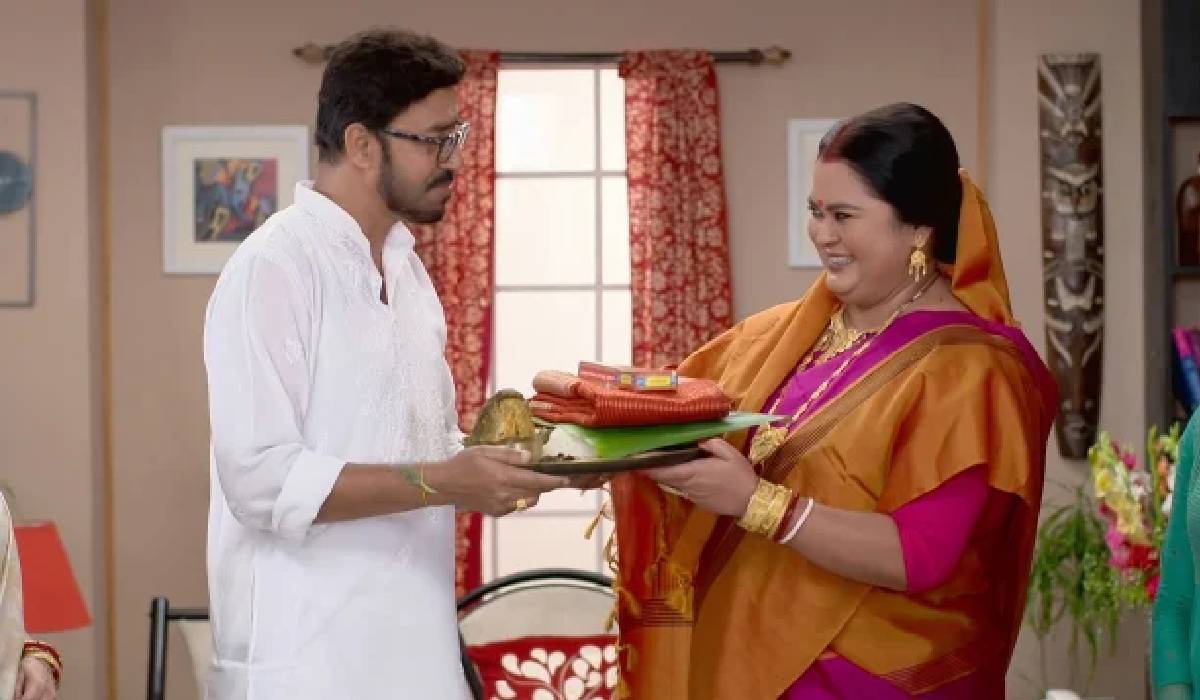 Badshah Moitra as Sukalyan Chatterjee in Khorkuto serial