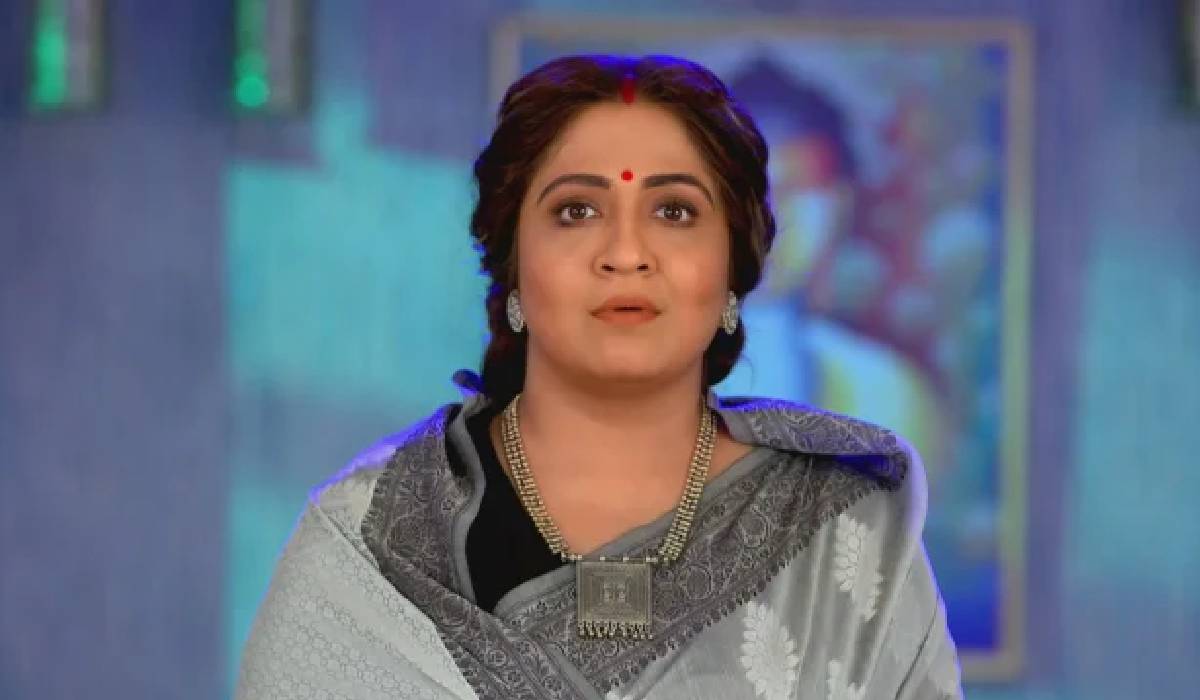 Sohini Sanyal as Madhumanti Sen Sharma in Mon Phagun serial