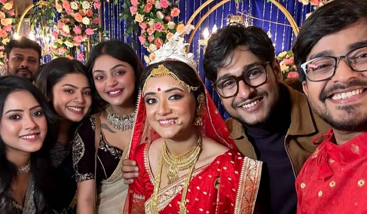 Sriparna Roy got married