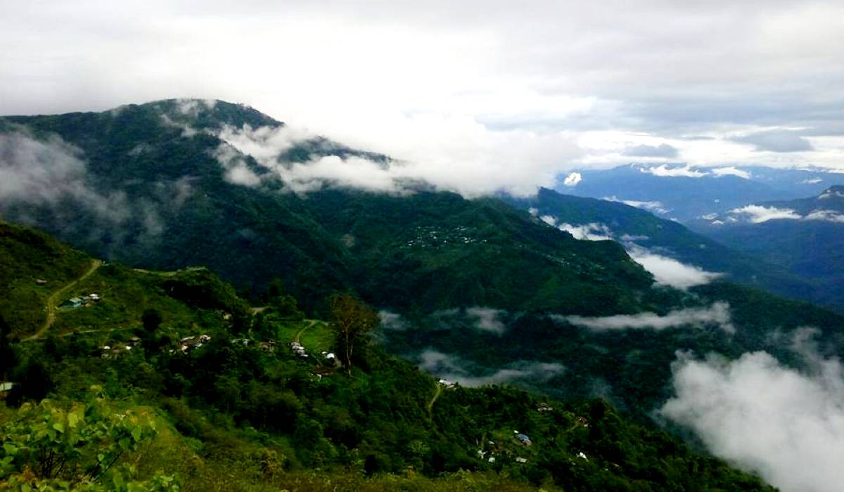 Travel Barmek near Kalimpong 
