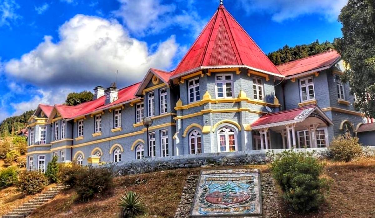 Travel destination Dow Hill near Kurseong