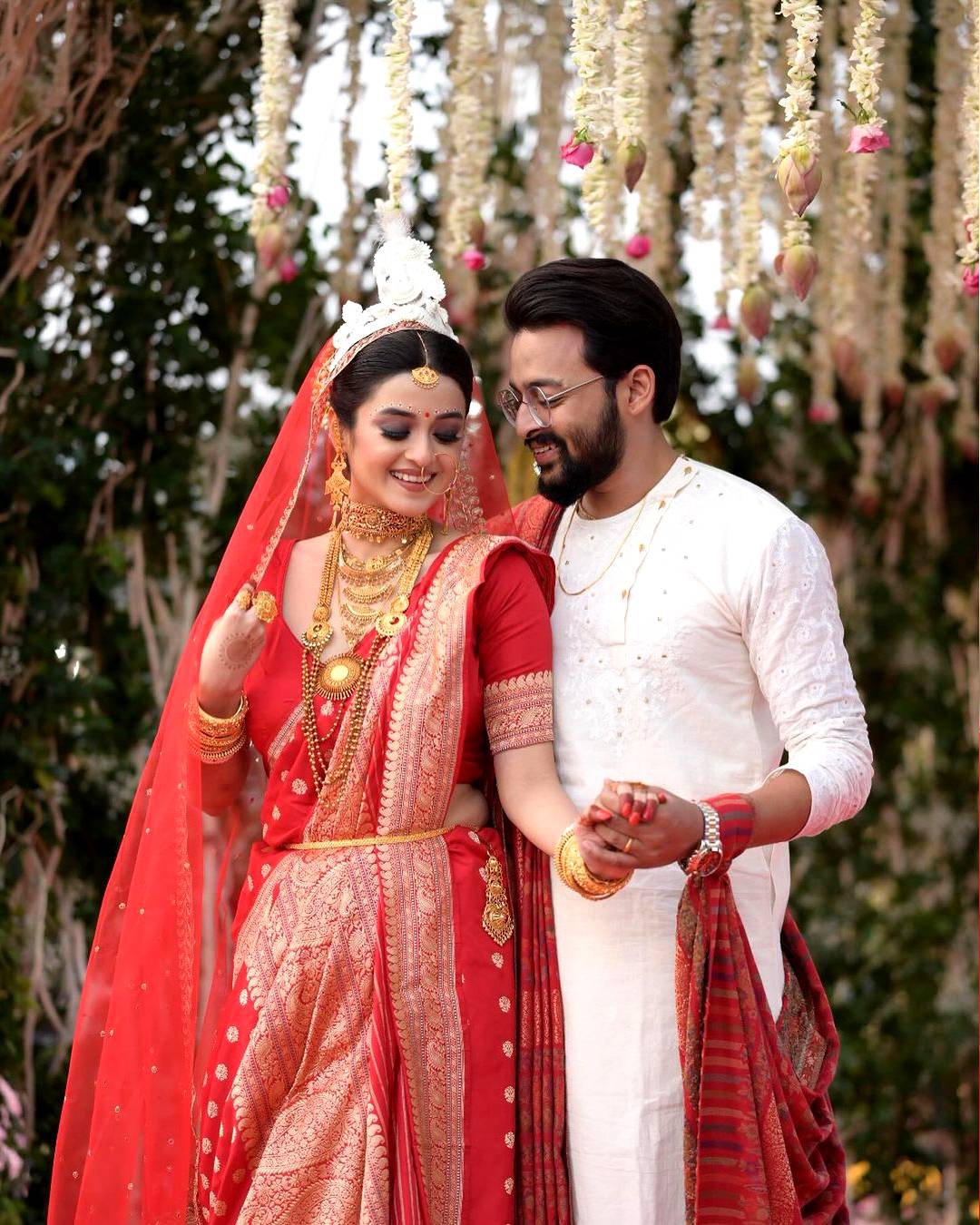 Saurav Das Darshana Banik wedding pictures 