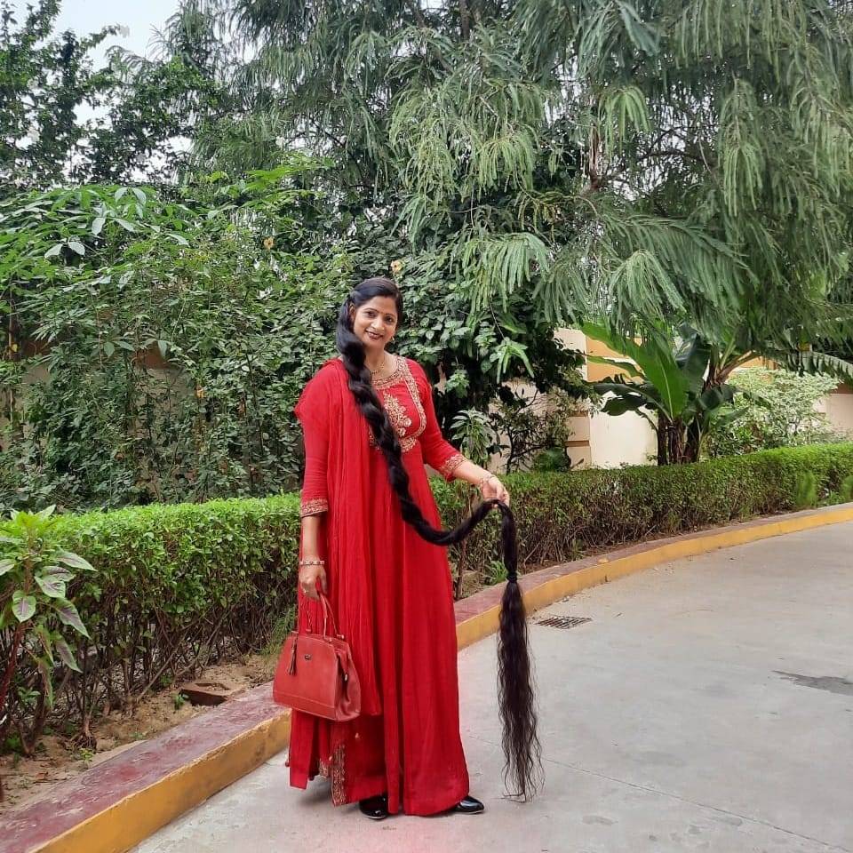 Smita Srivastava longest hair