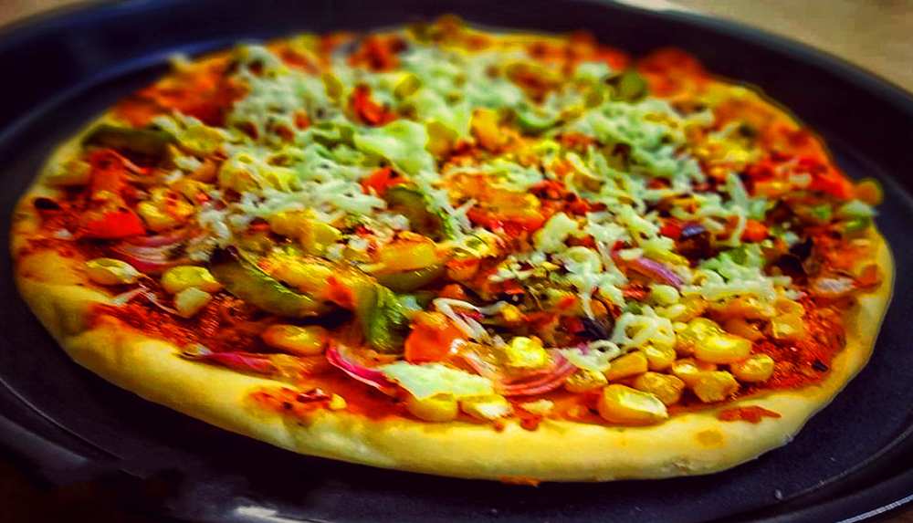 How to Cook Veg Pizza at Home