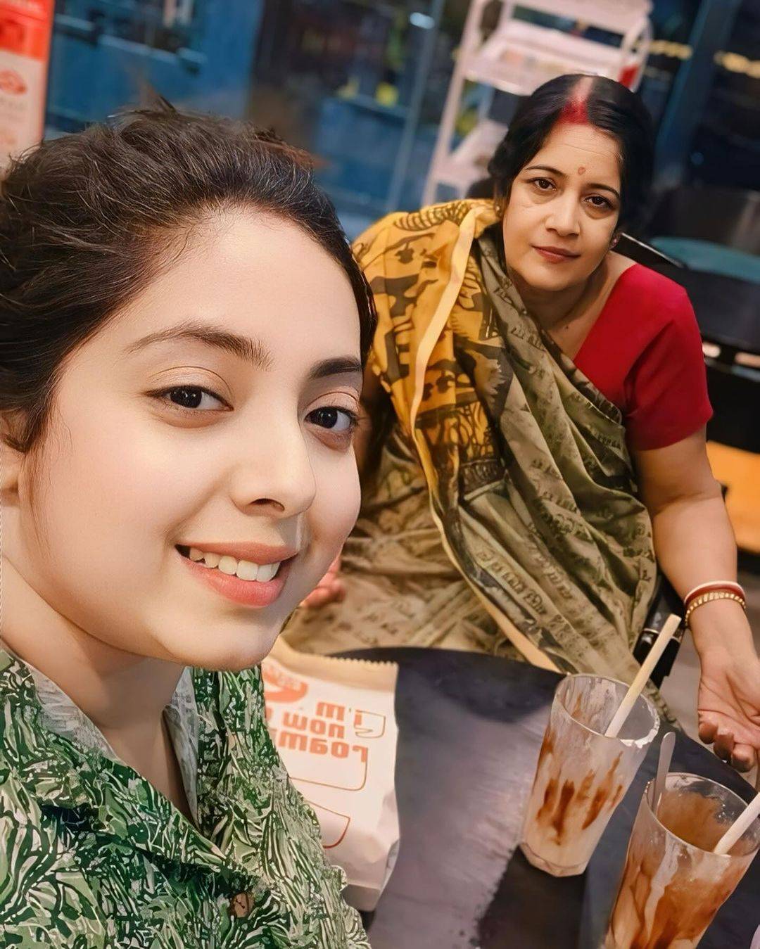 Sreemoyee Chattoraj with her mother on a date